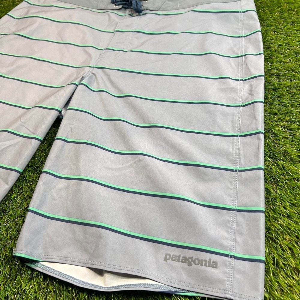 Patagonia Hydro Series Board Shorts Men's 34 Gray Green Stripe Surf Outdoor Y2K - Picture 2 of 8
